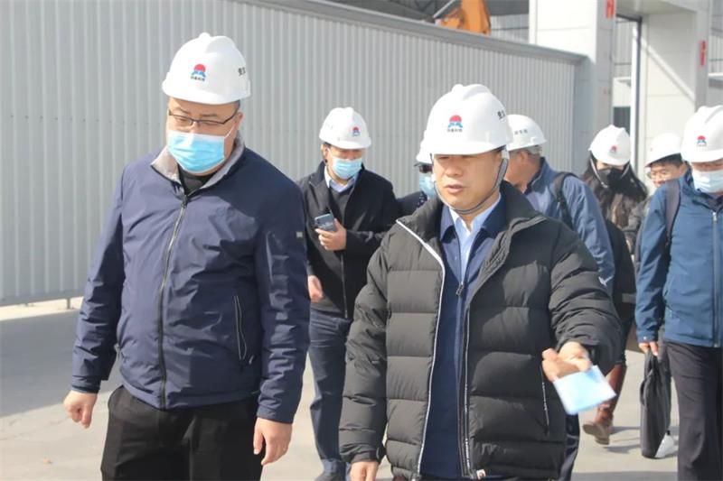 中國(guó)有色金屬工業(yè)協(xié)會(huì)黨委副書(shū)記范順科一行蒞臨明泰鋁業(yè)調(diào)研指導(dǎo)
